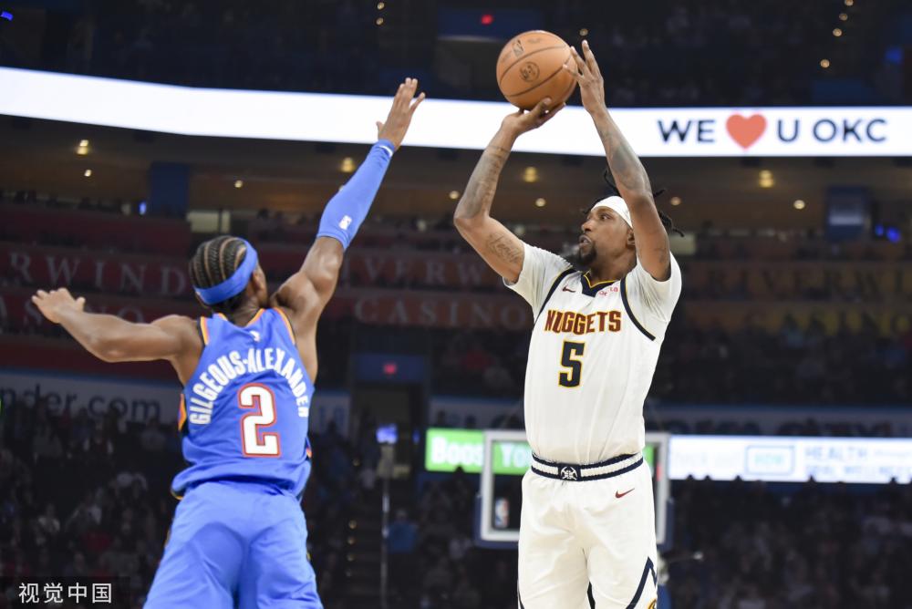 也是对观众 也是对观众